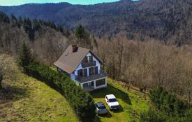 3-zimmer haus in der stadt 184 m² in Primorje-Gorski Kotar County, Kroatien. 235 000 €