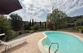 3-zimmer wohnung 240 m² in San Miniato, Italien. 870 000 €