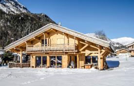 Villa – Chamonix, Auvergne-Rhône-Alpes, Frankreich. 3 700 €  pro Woche