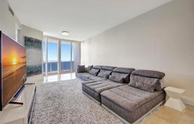 2-zimmer appartements in eigentumswohnungen 160 m² in Collins Avenue, Vereinigte Staaten. $1 950 000