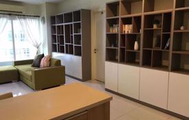 2-zimmer appartements in eigentumswohnungen in Bangkapi, Thailand. $216 000