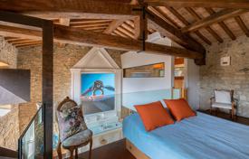 40-zimmer landgut 1010 m² in Castelnuovo Berardenga, Italien. 1 350 000 €