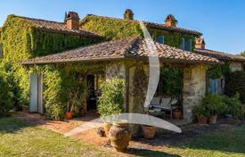 5-zimmer villa 550 m² in Arezzo, Italien. 1 200 000 €