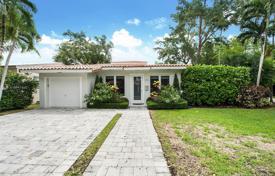 Einfamilienhaus – Coral Gables, Florida, Vereinigte Staaten. $1 149 000