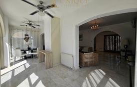5-zimmer villa 300 m² in Coral Bay, Zypern. 750 000 €