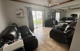 2-zimmer appartements in eigentumswohnungen 110 m² in Miami, Vereinigte Staaten. $330 000