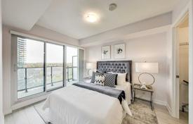 2-zimmer wohnung in Lake Shore Boulevard West, Kanada. C$1 124 000