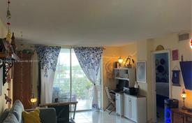 2-zimmer appartements in eigentumswohnungen 95 m² in Miami, Vereinigte Staaten. $285 000