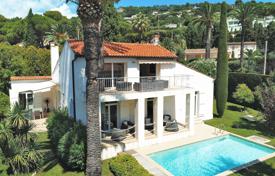 Villa – Cannes, Côte d'Azur, Frankreich. 2 390 000 €