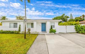 Haus in der Stadt – North Miami Beach, Florida, Vereinigte Staaten. $700 000