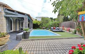 4-zimmer villa in Cap d'Antibes, Frankreich. Price on request