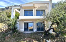 Haus in der Stadt – Kalamata, Administration of the Peloponnese, Western Greece and the Ionian Islands, Griechenland. 295 000 €