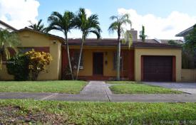 Einfamilienhaus – Coral Gables, Florida, Vereinigte Staaten. $875 000