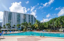 Eigentumswohnung – Collins Avenue, Miami, Florida,  Vereinigte Staaten. $550 000