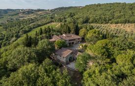 40-zimmer landgut 1845 m² in Siena, Italien. 5 950 000 €