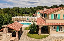 5-zimmer haus in der stadt 205 m² in Primorje-Gorski Kotar County, Kroatien. 680 000 €