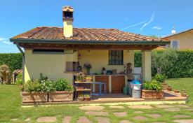 11-zimmer villa in Massarosa, Italien. 1 500 000 €