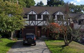 4-zimmer haus in der stadt in Etobicoke, Kanada. C$2 504 000