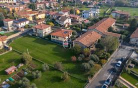 8-zimmer landgut 400 m² in Erbusco, Italien. 980 000 €