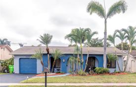 Haus in der Stadt – Sunrise, Florida, Vereinigte Staaten. $565 000
