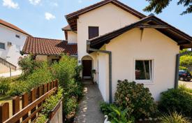 2-zimmer haus in der stadt 141 m² in Tivat city, Montenegro. 470 000 €