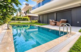 7-zimmer villa 343 m² in Muratpaşa, Türkei. 69 335 000 TRY