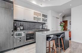 2-zimmer wohnung in Bathurst Street, Kanada. C$894 000