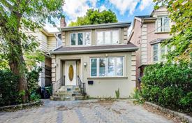 4-zimmer haus in der stadt in Old Toronto, Kanada. C$1 874 000