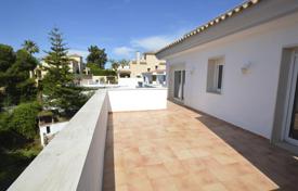 Villa – Marbella, Andalusien, Spanien. 950 000 €