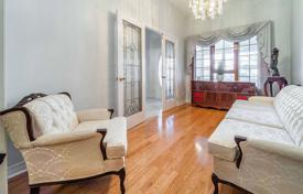 3-zimmer haus in der stadt in Old Toronto, Kanada. C$1 684 000