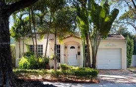 3-zimmer haus in der stadt 184 m² in Miami, Vereinigte Staaten. $1 240 000