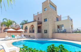 10-zimmer villa 270 m² in Poli Crysochous, Zypern. 775 000 €