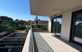3-zimmer wohnung 125 m² in Poreč, Kroatien. 415 000 €