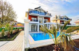 Freistehendes Haus mit 4 Schlafzimmern und privatem Pool in Fethiye. $874 000