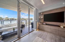 Eigentumswohnung – Miami Beach, Florida, Vereinigte Staaten. $1 140 000