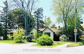 Haus in der Stadt – Scarborough, Toronto, Ontario,  Kanada. C$1 376 000
