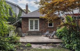 2-zimmer haus in der stadt in Old Toronto, Kanada. C$1 635 000