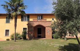 Villa – Fucecchio, Toskana, Italien. 750 000 €