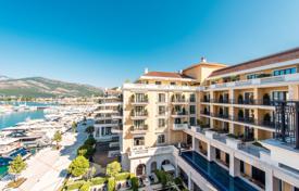 Wohnung – Tivat (Stadt), Tivat, Montenegro. 2 500 000 €