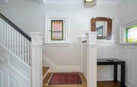 5-zimmer haus in der stadt in Old Toronto, Kanada. C$2 360 000