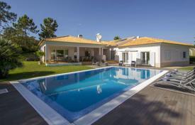 Villa – Setubal (city), Setubal, Portugal. 3 200 €  pro Woche