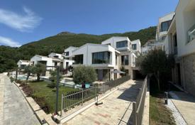 4-zimmer villa 400 m² in Kumbor, Montenegro. 850 000 €