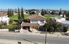 4-zimmer einfamilienhaus 450 m² in Nicosia, Zypern. 480 000 €