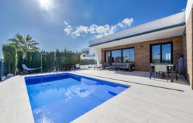 5-zimmer villa 243 m² in Benidorm, Spanien. 599 000 €
