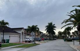 Haus in der Stadt – West End, Miami, Florida,  Vereinigte Staaten. $720 000