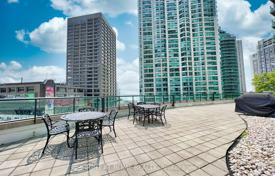 4-zimmer wohnung in Yonge Street, Kanada. C$816 000