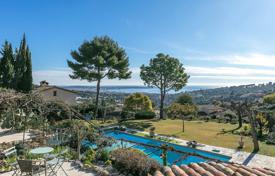 Villa – Antibes, Côte d'Azur, Frankreich. 2 750 000 €