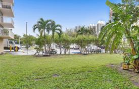 Eigentumswohnung – Sunny Isles Beach, Florida, Vereinigte Staaten. $490 000