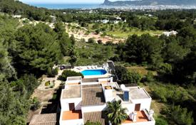 Villa – Ibiza, Balearen, Spanien. 5 800 €  pro Woche
