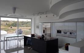 5-zimmer einfamilienhaus 423 m² in Larnaka, Zypern. 1 595 000 €